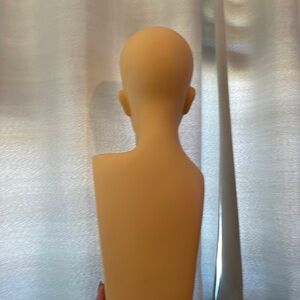 Rene of Paris wig head